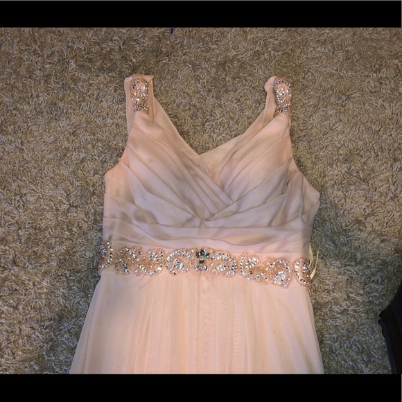 Blush pink prom/bridesmaid dress - Picture 3 of 4